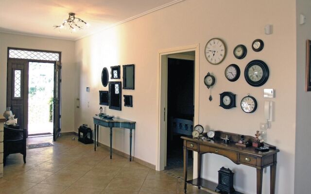 Nice Home in Skaloma Nafpaktos With Wifi and 4 Bedrooms