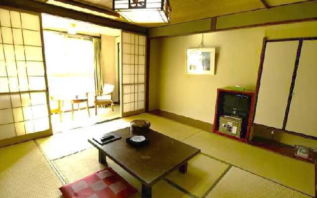 SAKURA River Side Stay Gero Onsen - Hostel