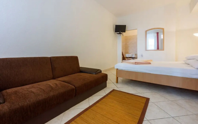Apartments Lory