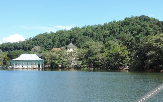 Lakeside Lodge Kandy