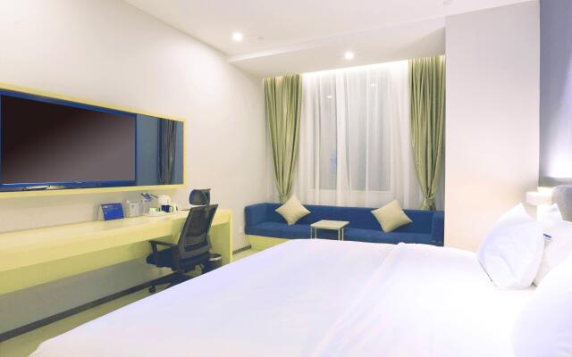 Holiday Inn Express Jinan Exhibition Center by IHG