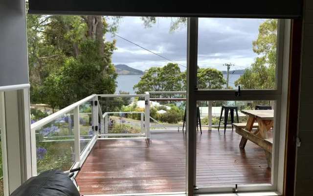 Coningham Beach House