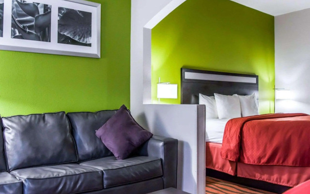 Quality Suites Fort Myers - I-75