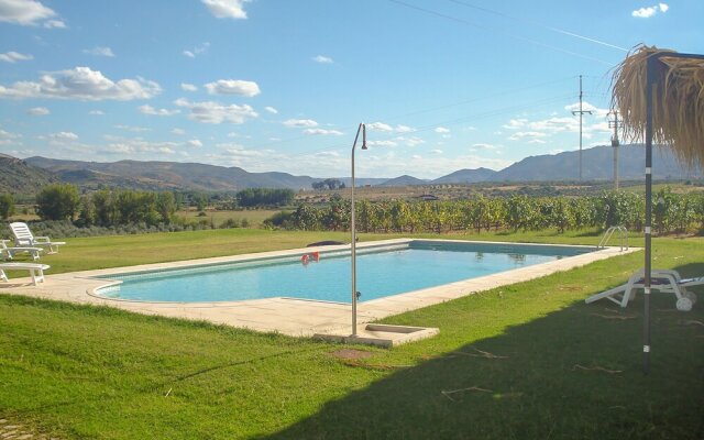 Cozy Cottage In Vila Flor With Swimming Pool
