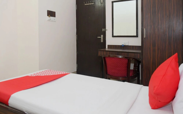 OYO 29301 Hotel Jora Palace