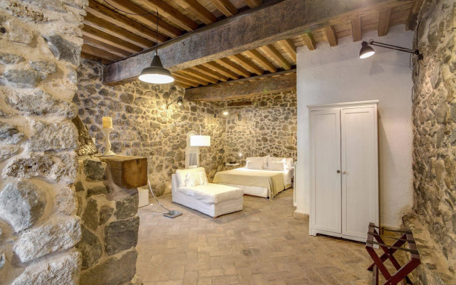 Borgo Vistalago