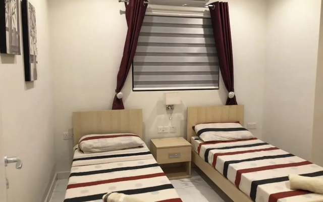 Sea View 2 Bedroom Penthouse Close to Beach Hpi6767
