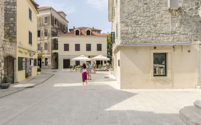 Apartments Jadranka