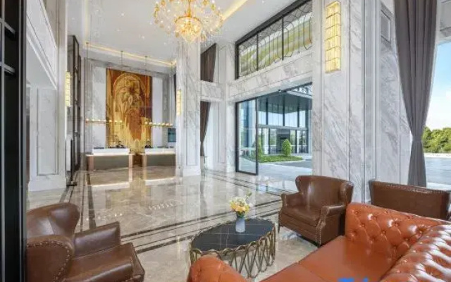 Vienna International Hotel (Chongqing Caijia Industrial Park Branch)