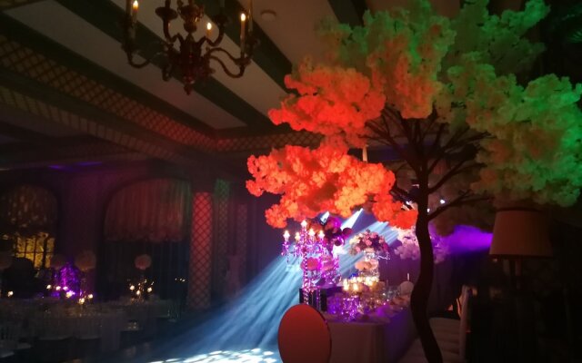 Château des Forgets Hotel