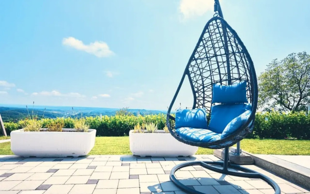 Villa Cerina With Outdoor Swimming Pool