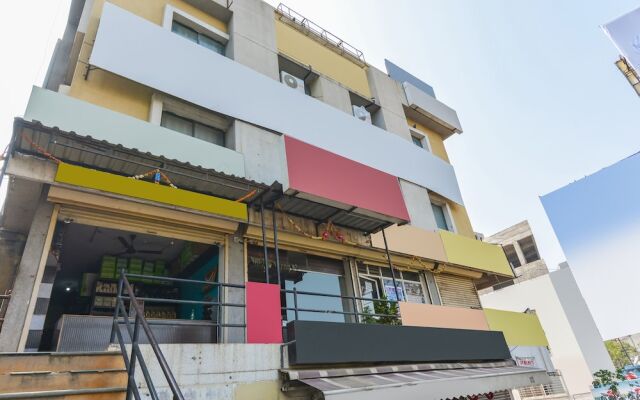 Krishna Palace Guest House by OYO