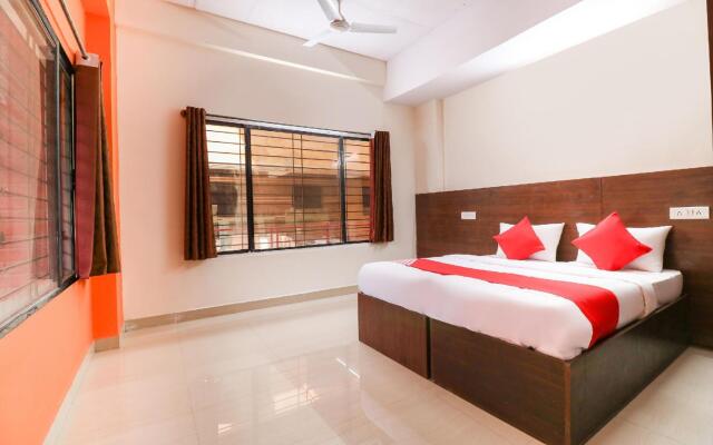 OYO The Royal International Hotel