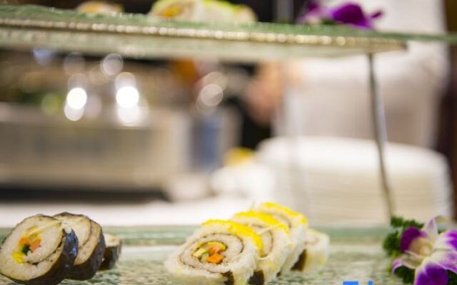 Ruixing W Hotel (Lucheng Wuma Jiangxinyu)