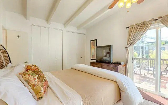 Rosemont Duplex (upper level)