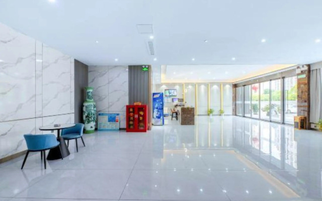 Longding Business Hotel