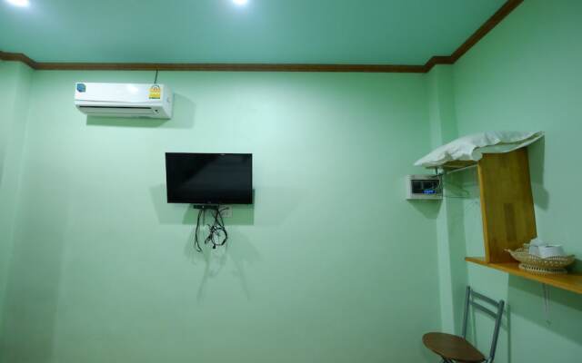 Pum and Plam Homestay Resort