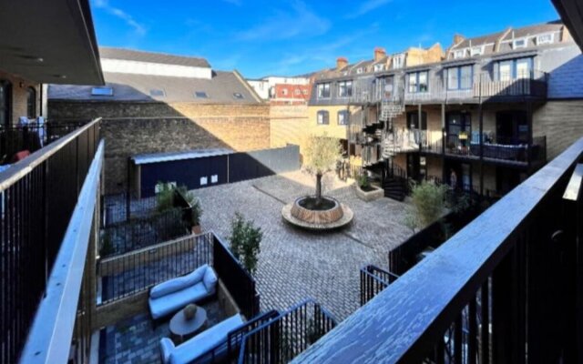 The Tooting Escape - Glamorous 3bdr Flat With Balcony