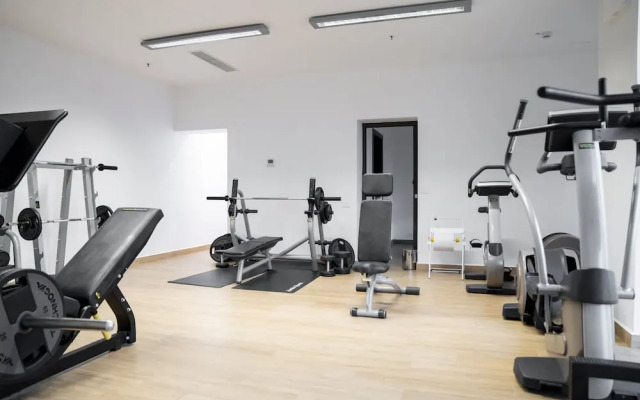 Heliconia Park Luxury Apartments &Suites