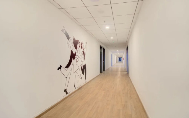 Hotel Alpha Centre by OYO Rooms