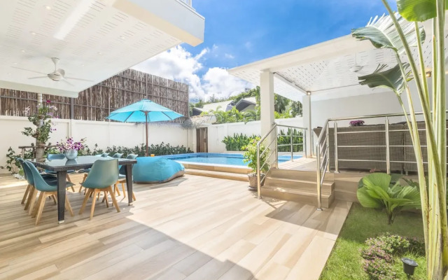 4 Bedrooms Villa Colibri