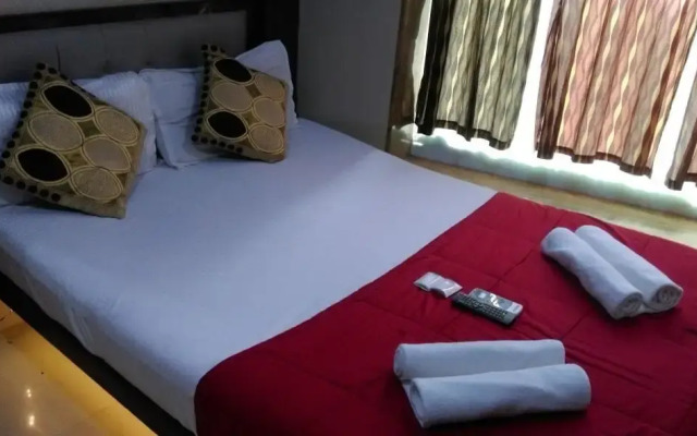 Hotel Paris Residency