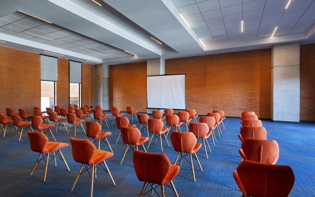 Aloft Guadalajara Sur