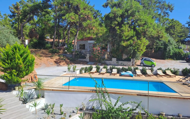 Beach Hotel Kapahi
