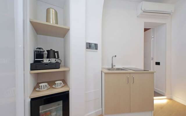 Domus Aurea Luxury Suites