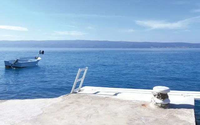 Apartments Roko - Standard One Bedroom Apartment With Shared Terrace