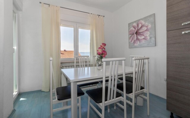 Awesome Apartment in Novi Vinodolski With Wifi and 3 Bedrooms