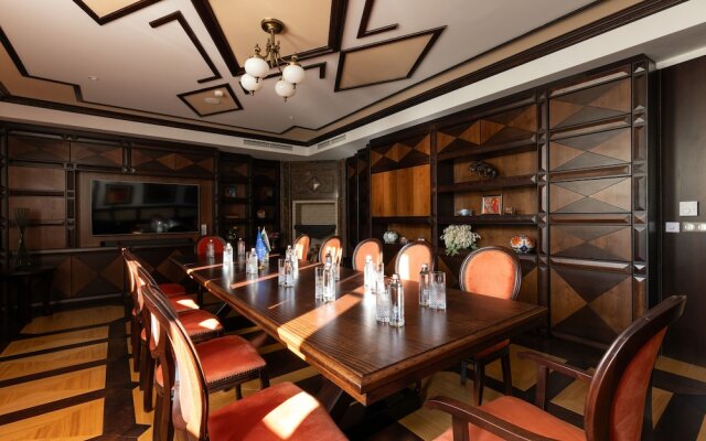 Armaco Residence