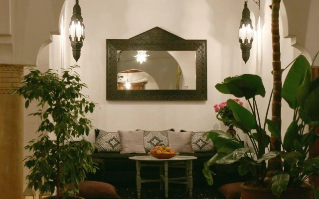 Riad Al Anouwar