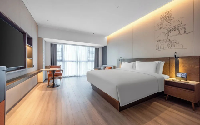 UrCove by Hyatt Nanjing South Railway Station BaiJia Lake – Guest Rooms – Nanjing