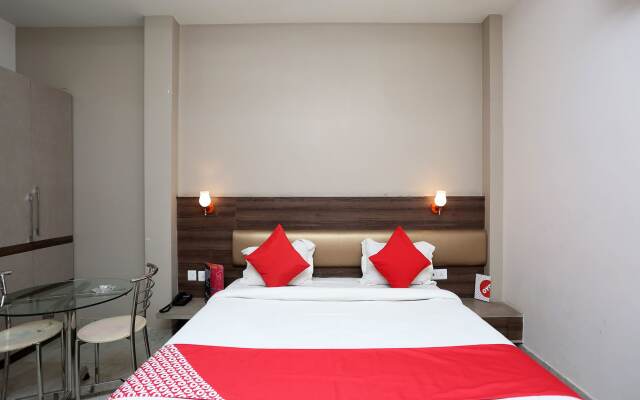 Collection O 6688 Hotel RP Grand Titanium