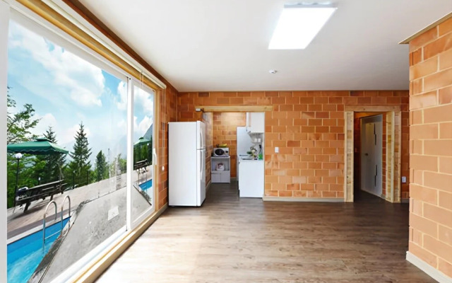 Sancheong Skylight Lake Pension