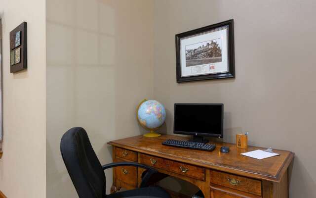 Super 8 by Wyndham Lake of the Ozarks