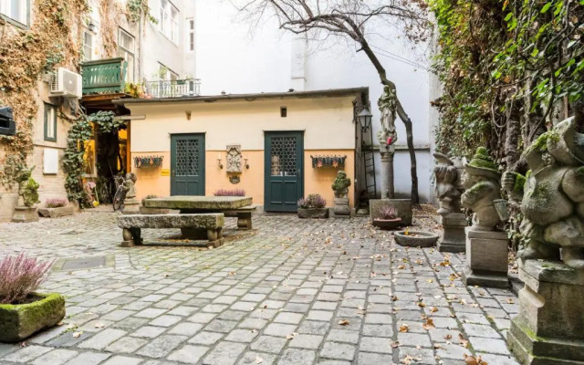 Luxury Suites Mariahilf by ichbucheAT