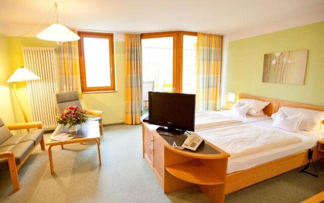 Hotel & Appartementhof Waldeck