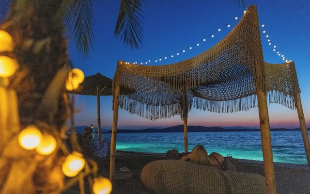 Venus Beach Hotel