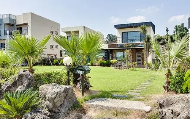 Jeju Cozy Guemmorae Pension