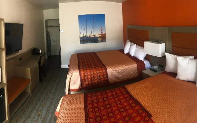 Presidio Parkway Inn