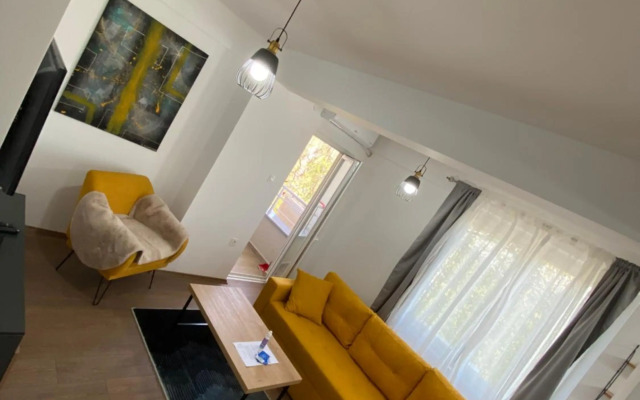 Kostas Duplex