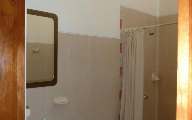 Huayruro Hostal