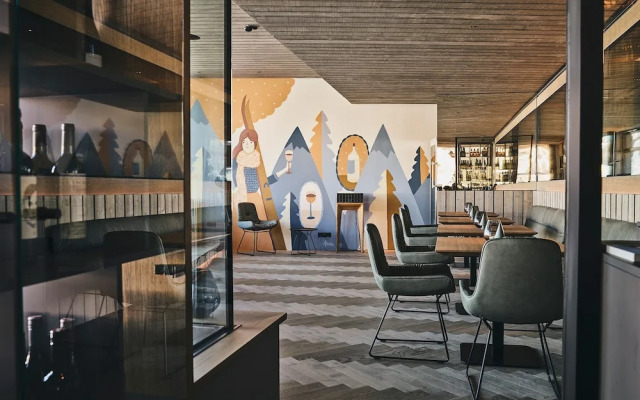 ARX Hotel & Restaurant