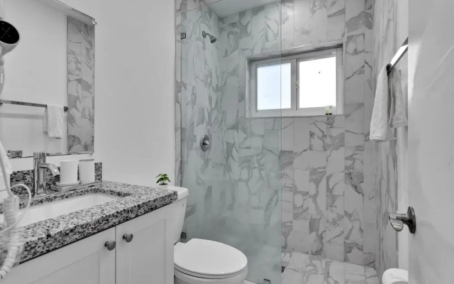 Superior Design District 3BD Home