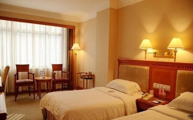 Gold Source Sunshine Hotel