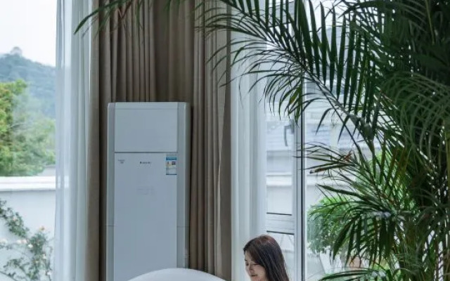 Moganshan Yaquan. Garden Light Luxury Holiday B&B (Yucun Branch)