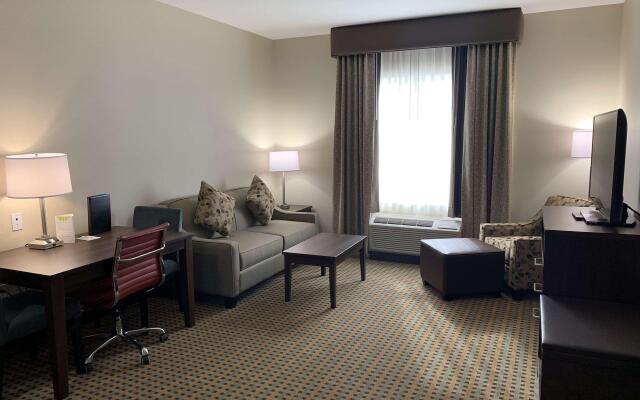 Best Western Plus Hinton Inn & Suites