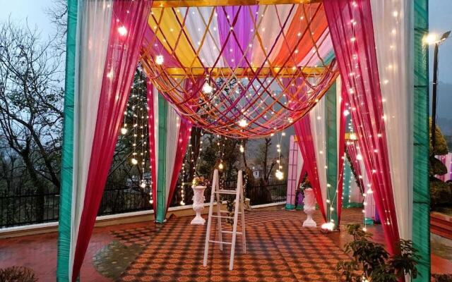 Hotel Orchid Resort